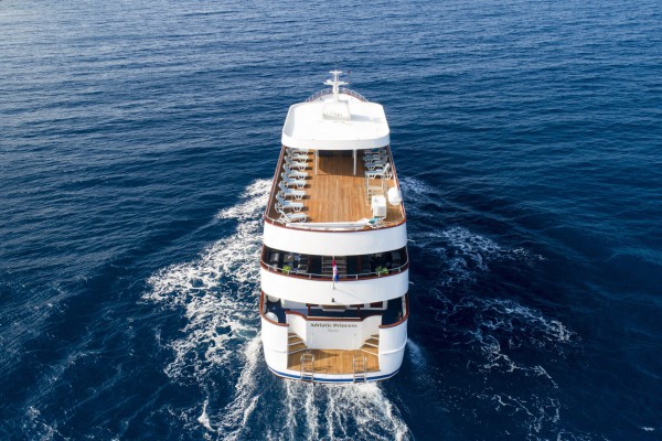 Adriatic-Princess-Exterior-5-2000x1332