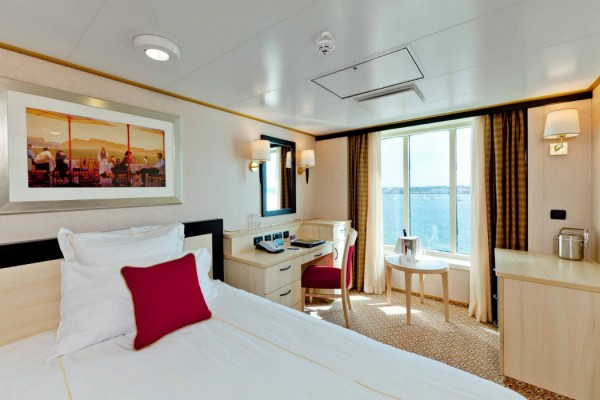 Queen Elizabeth refit Single Stateroom