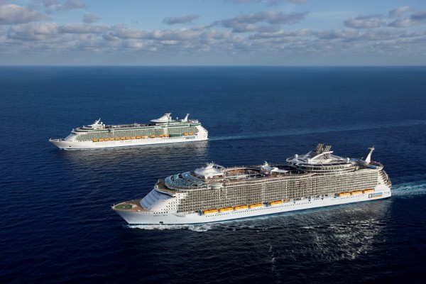 Oasis of the Seas and Independence of the Seas
Off Port Everglades on April 3, 2010
Royal Caribbean International